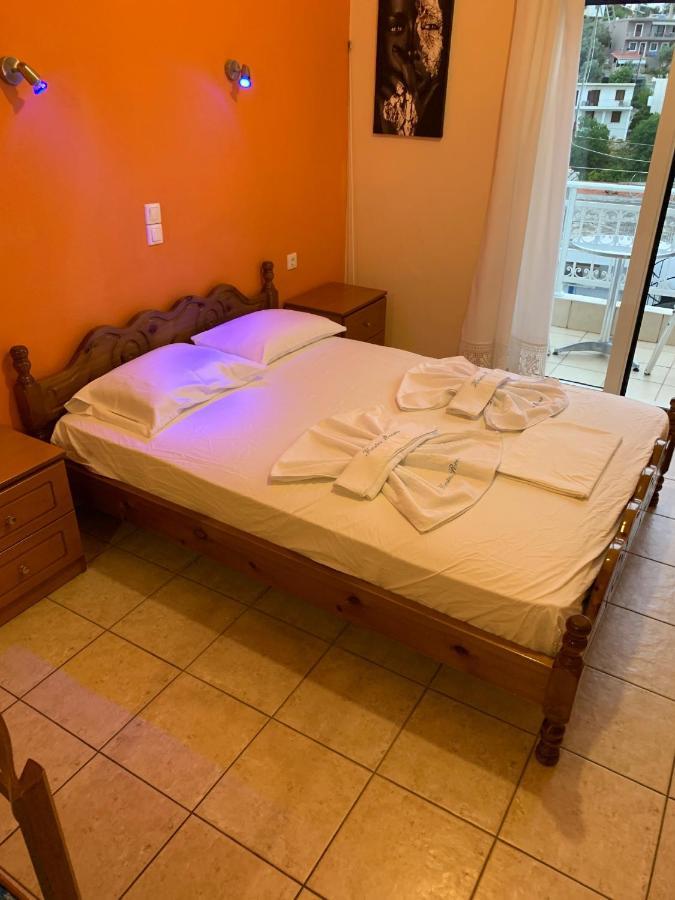 Kostas Rooms Votsi  외부 사진