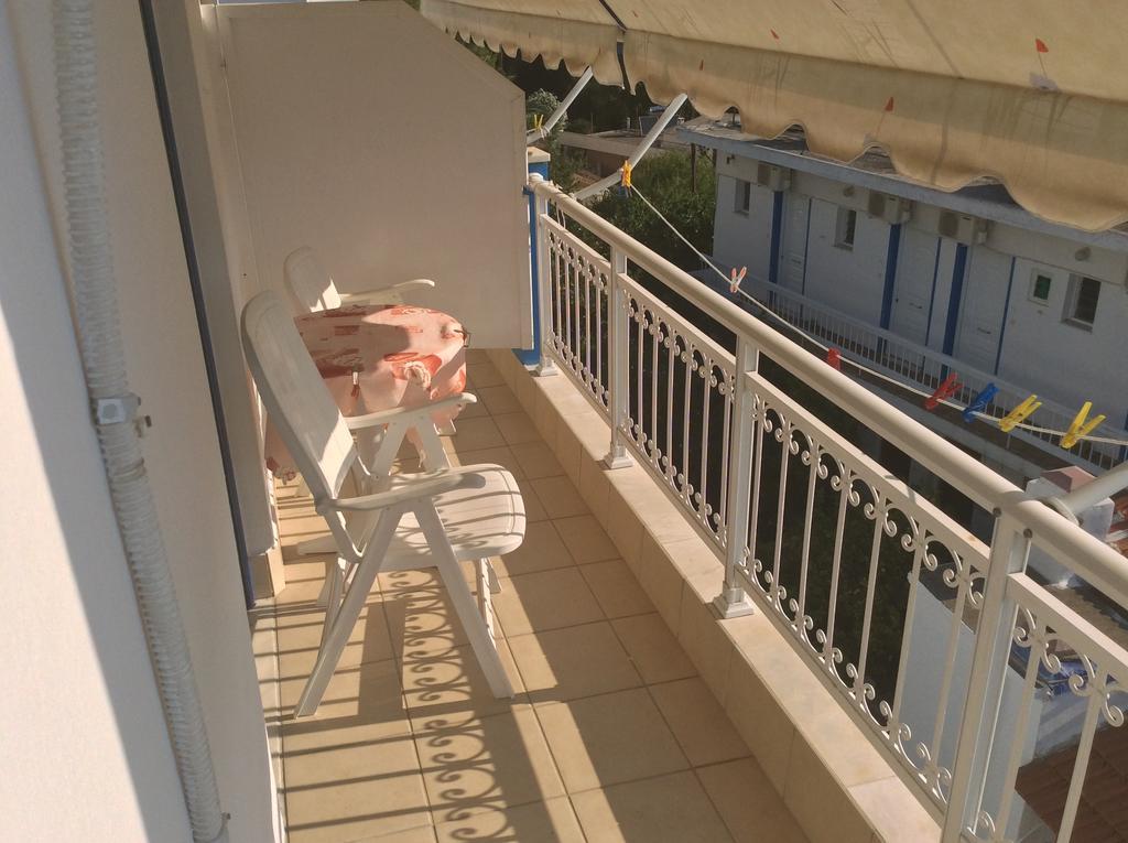 Kostas Rooms Votsi  외부 사진