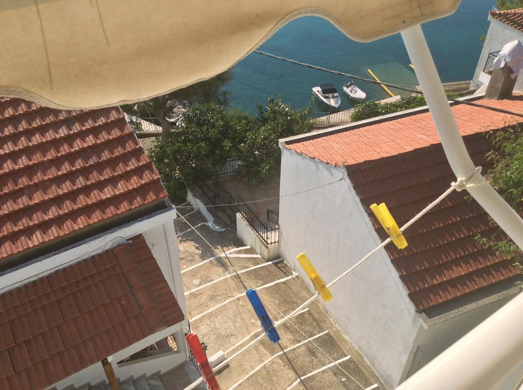 Kostas Rooms Votsi  외부 사진