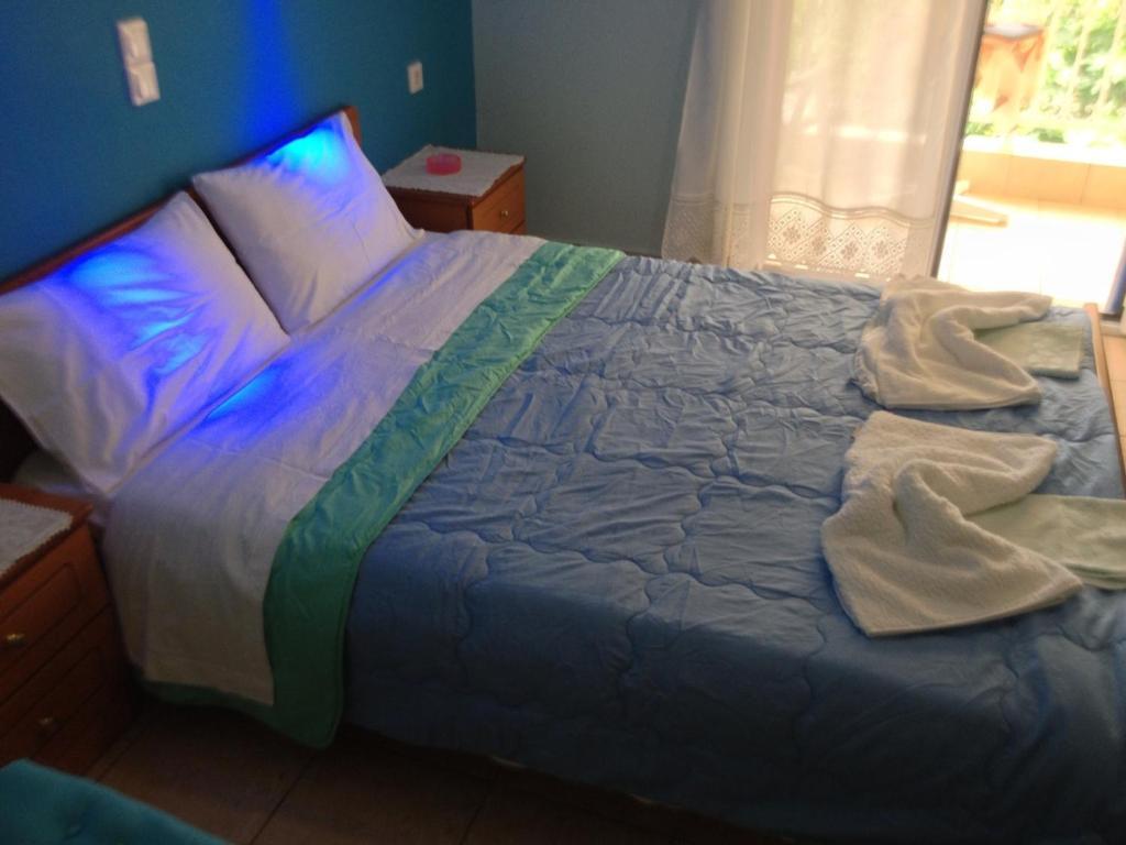 Kostas Rooms Votsi  객실 사진