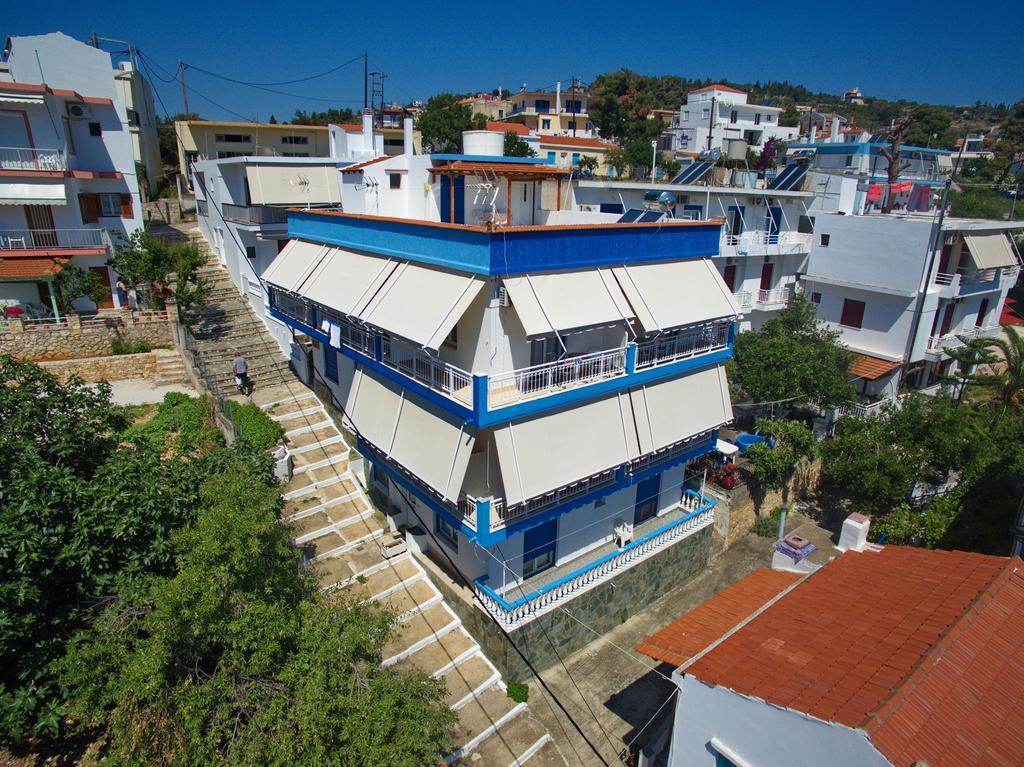 Kostas Rooms Votsi  외부 사진